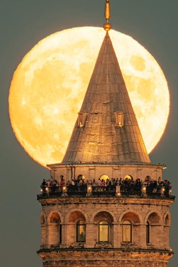 Слика на Истанбул од 1001 ноќ - 2НП
