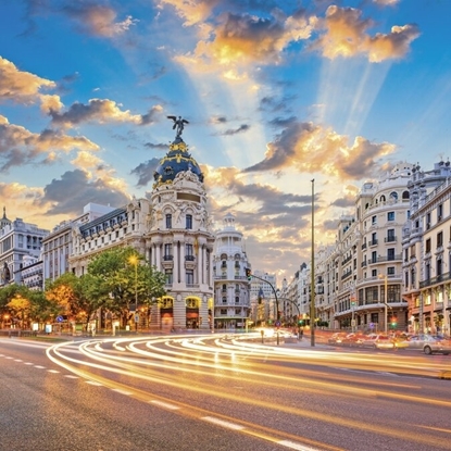 Слика на Авионска програма Мадрид 8-ми Март